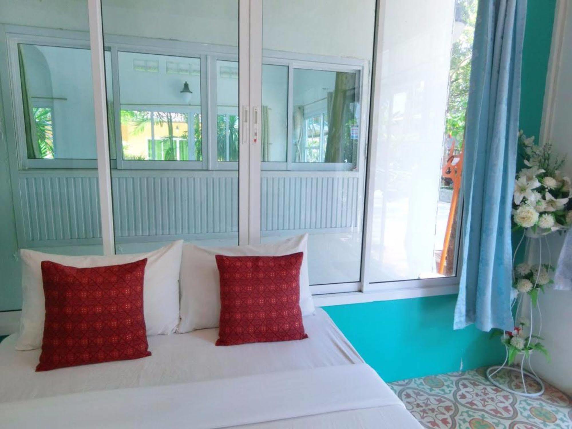 Thipsamed Resort Koh Samet Exterior photo